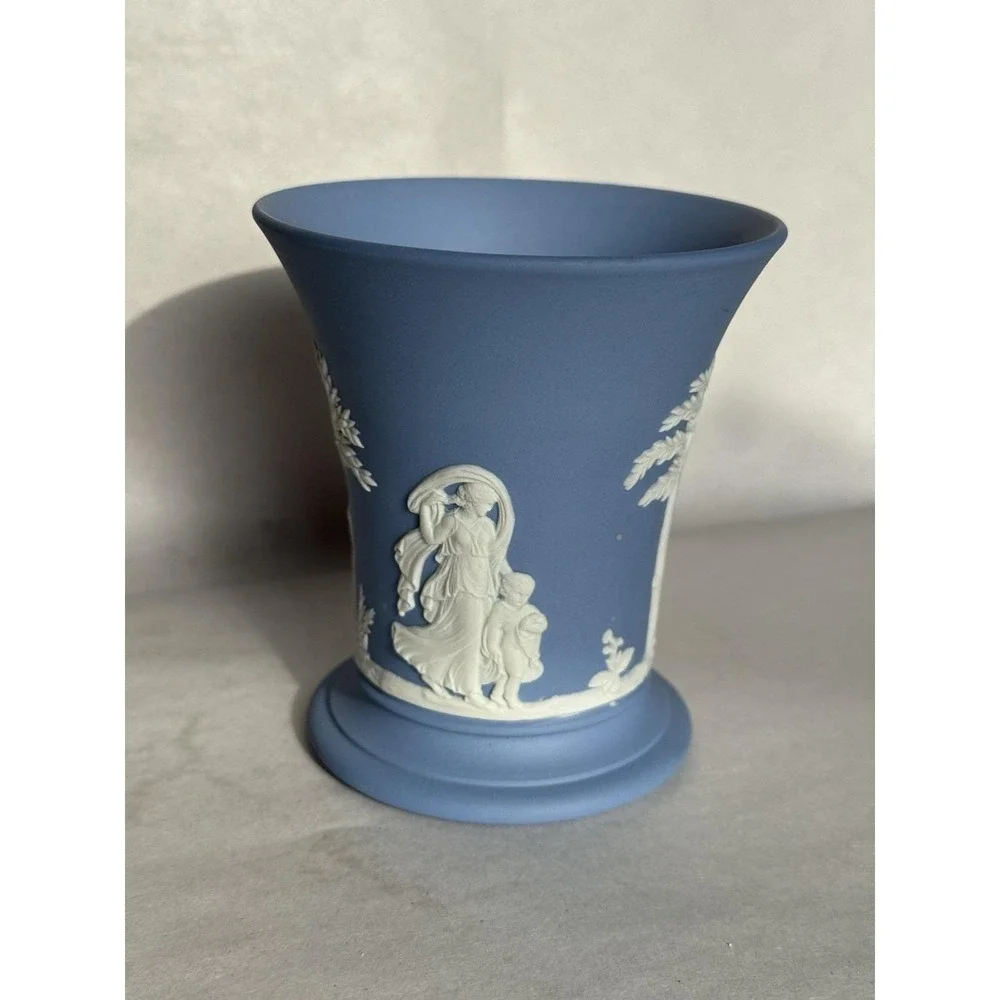 Wedgwood Cream Color on Blue Jasperware Posey Pot 